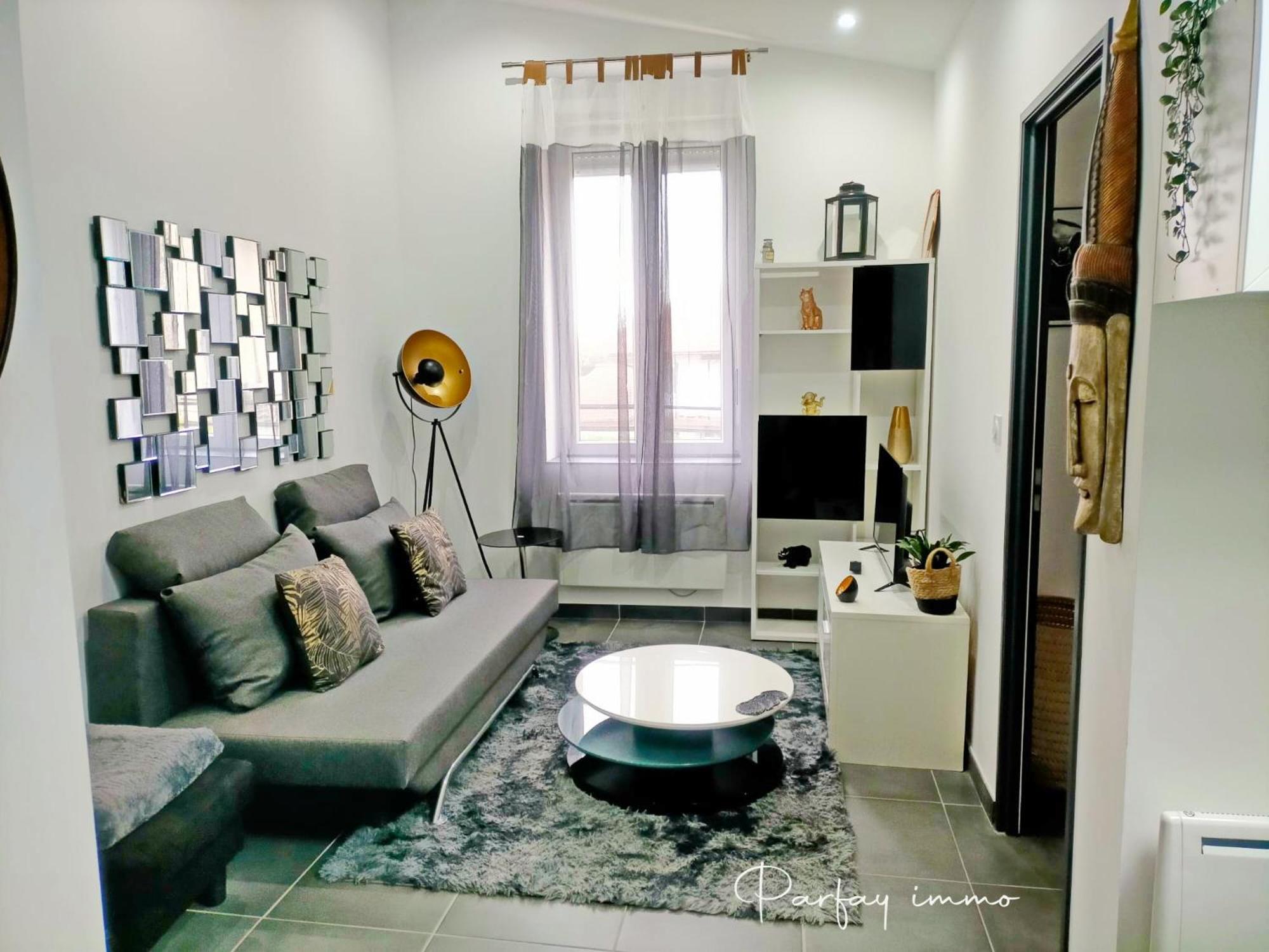Agreable Et Moderne 2 Pieces ~ Confort Et Design Clermont-Ferrand Luaran gambar