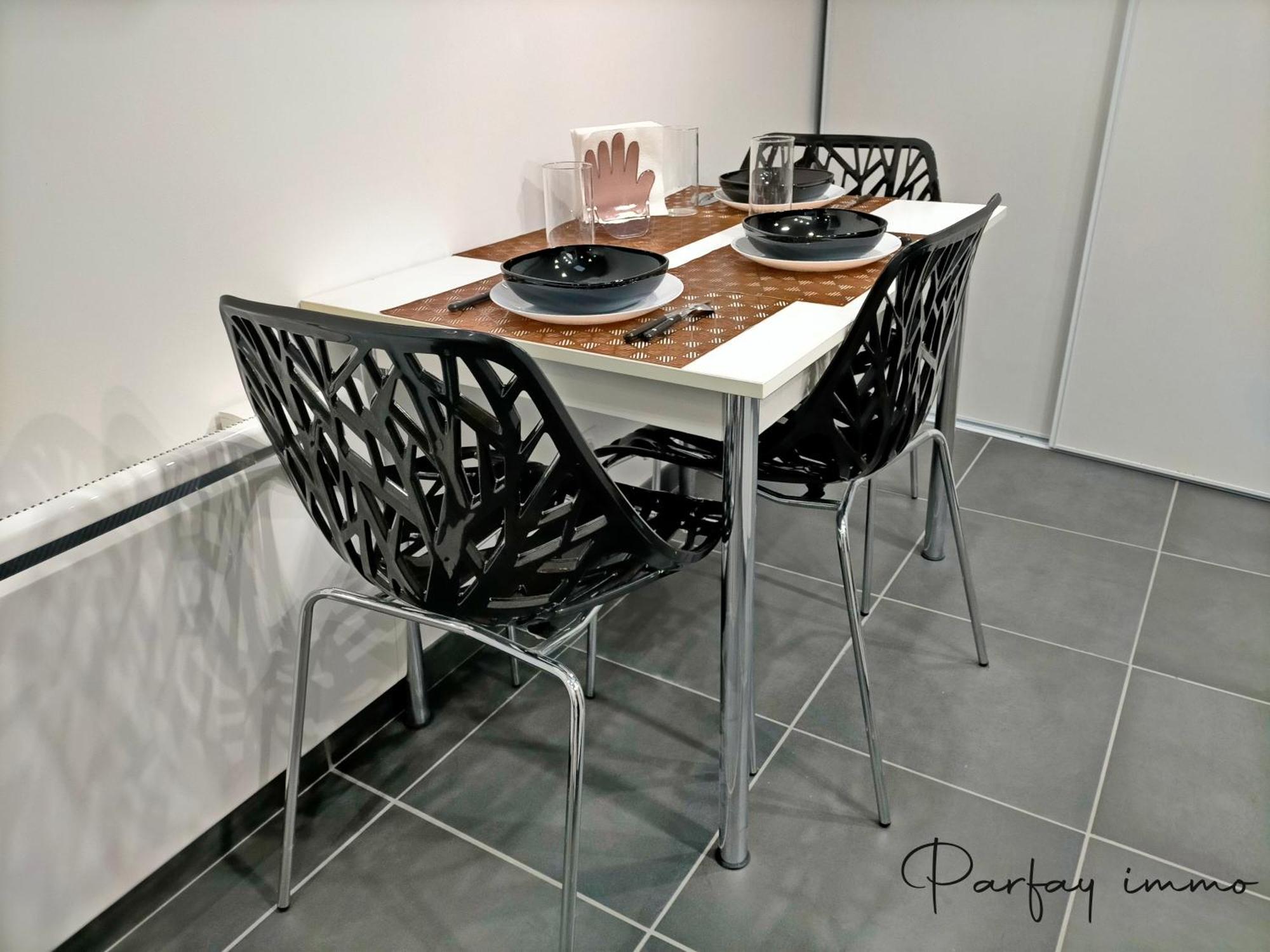 Agreable Et Moderne 2 Pieces ~ Confort Et Design Clermont-Ferrand Luaran gambar